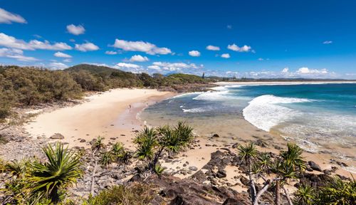 Os serviços de emergência foram chamados para Cabarita Beach, entre Tweed Heads e Byron Bay, às 15h50 de domingo, após o ataque.
