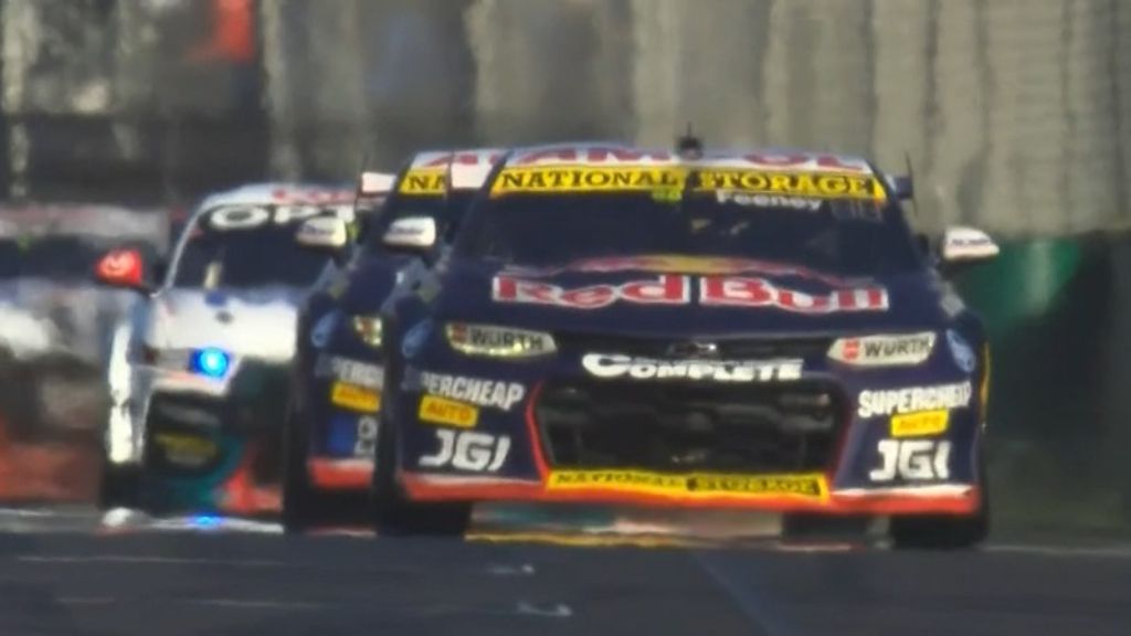 'Awkard in the extreme': Battle for race lead ends in disaster as Supercars stars collide