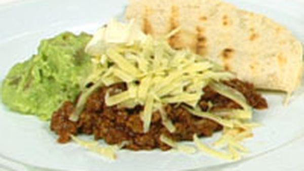 Spicy Mexican mince and guacamole