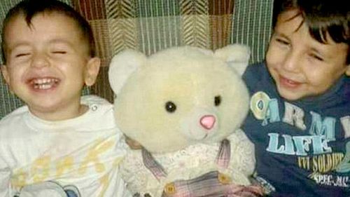 Alan Kurdi (left) and his older brother, Ghalib, died when their dinghy sank off the coast of Turkey. (Qattouby/Twitter)