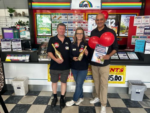 A Melbourne mum who won $2.5 million on Saturday night's TattsLotto said she spent the night tossing and turning after discovering her win.