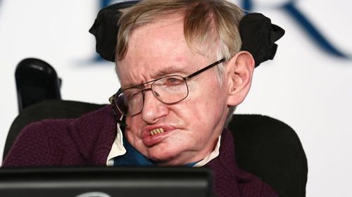 Human race will be threatened by killer robots: Hawking