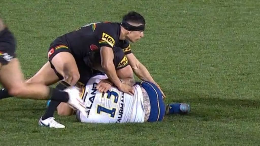 NRL issues Panthers player Soni Luke bizarre warning after inappropriately touching Parramatta's J'Maine Hopgood