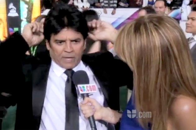 Wig malfunction: '70s TV star adjusts his toupee on camera - 9Celebrity