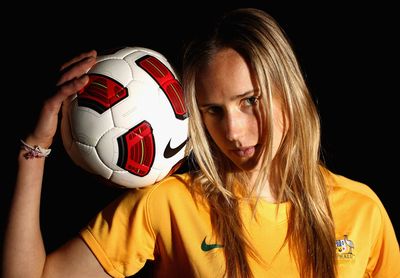 Ellyse Perry: Football to cricket