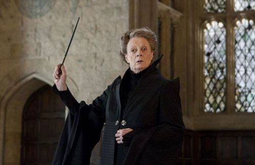 https%3A%2F%2Fprod.static9.net Dame Maggie Smith, star of stage, film, and Downton Abbey, has  Sadly died at 89.