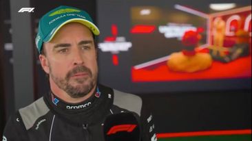 Alonso rips rival after first lap collision