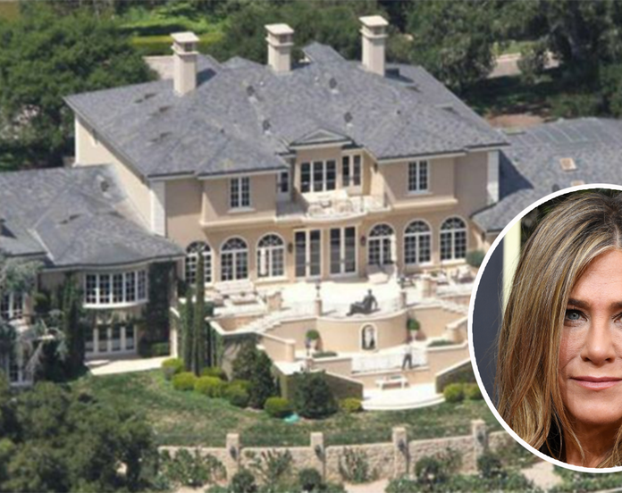 Jennifer Aniston's Former L.A. Home That She Rented Lists for $2.6 Million