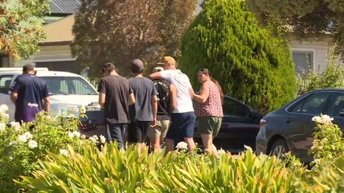 It is believed the men were known to each other. (9NEWS)