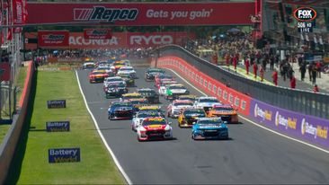 Bathurst 1000 gets underway as Morris spins