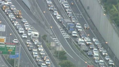 The bridge has reopened but heavy delays are still expected. (9NEWS)