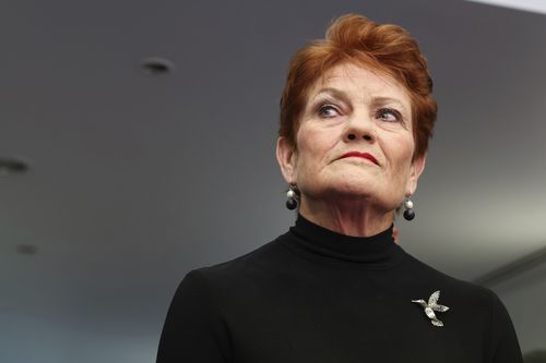 La senatrice Pauline Hanson, leader di One Nation, durante un'intervista nella tribuna stampa del Parlamento di Canberra mercoledì 25 marzo 2026. fedpol Foto: Alex Ellinghausen