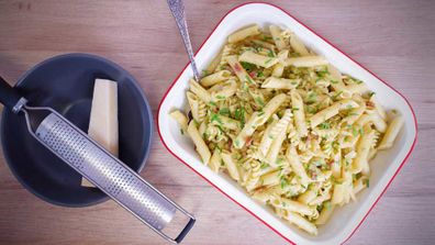 Turn tinned peas into smashed pea pasta