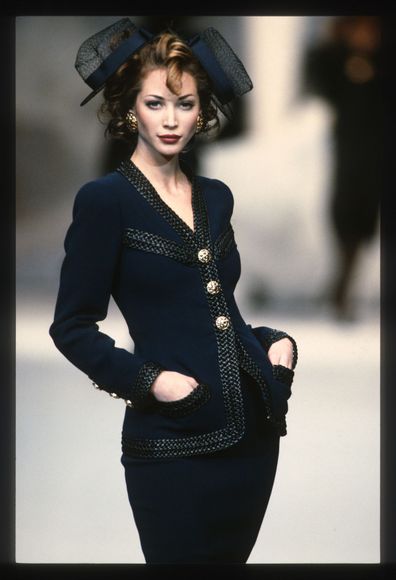 Christy Turlington rocks 90s Marc Jacobs runway style  Runway fashion  couture, Runway fashion, 90s fashion outfits