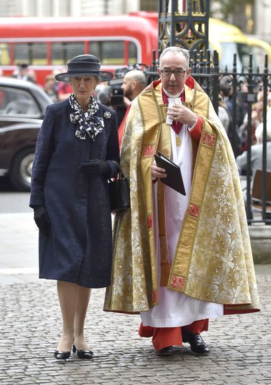 The Very Reverend John Hall, Dean of Westminster and Susan Hussey, the Queen's Lady-in-Waiting, arrive at Westminster Abbey, London, Sept. 27, 2016. 
