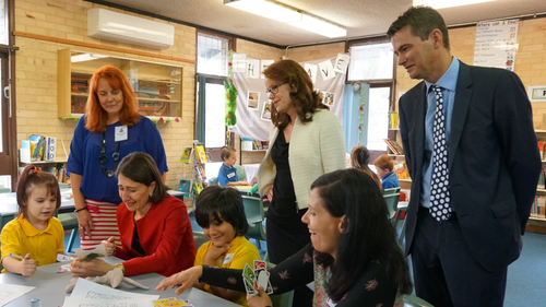 Willmot Public School students were joined by NSW Premier Gladys Berejiklian. (Twitter/The Smith Family)