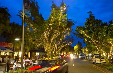 Hastings Street, Noosa