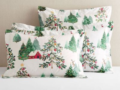 Christmas in the Country Pillowcases
