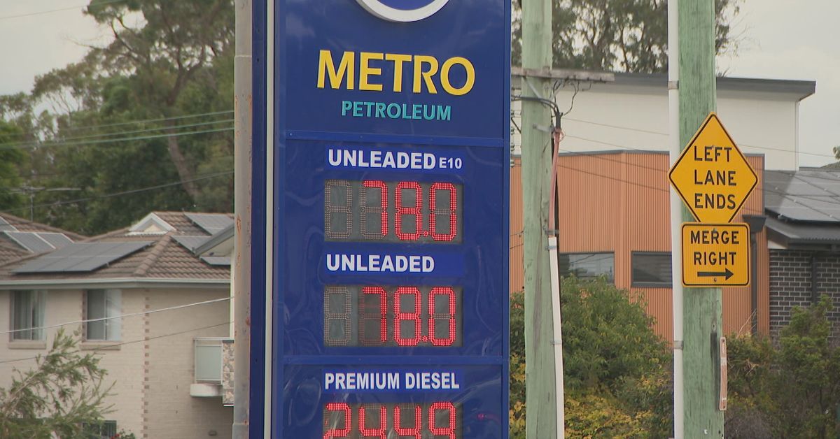 Frenzy as petrol price drops under 80 cents a litre at one service station
