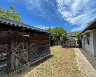 Property with 'fragile' kitchen on offer in Beaconsfield, Qld.