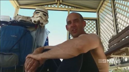 Mr Loxley has journeyed around Australia to raise money for charity. (9NEWS)