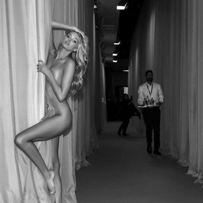 Newbie Elsa Hosk is already making waves. She captioned this: "UH-OH&nbsp;@nomadrj&nbsp;is already getting me in trouble backstage at the#vsfashionshow&nbsp;!!!"