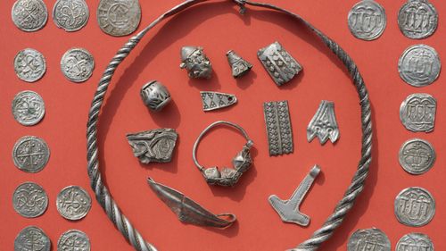 Jewellery linked to the era of Danish King "Harald Bluetooth," Gormsson, who lived in the 10th century, has also been found on a German Island.