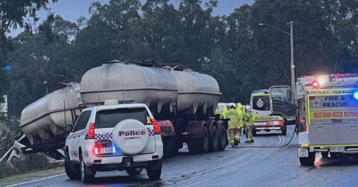 Three killed in truck, car crash in Queensland