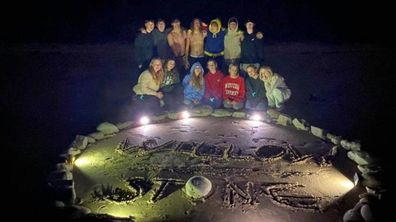 New Zealand teenager friends farewell. 