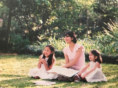 Ameeta MS with daughters