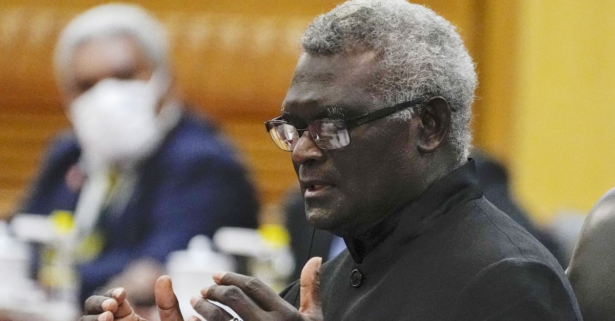 Il leader filo-cinese delle Isole Salomone Manasseh Sogavare si ritira dalla competizione per la carica di primo ministro