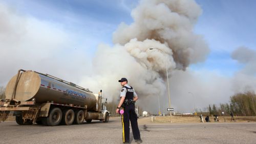 Authorities have been called in to assist in the evacuation of Fort McMurray and surrounds. (AFP)