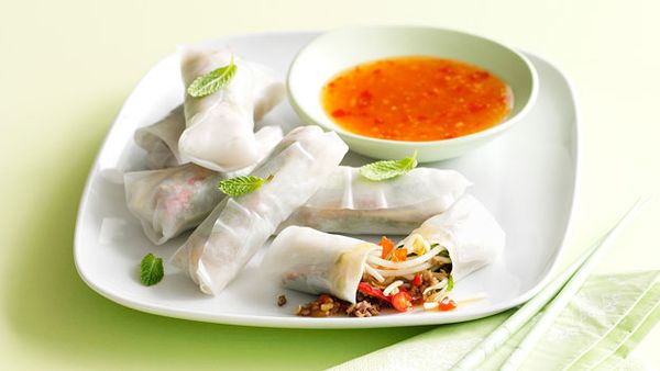 Lemon grass and beef rice paper rolls