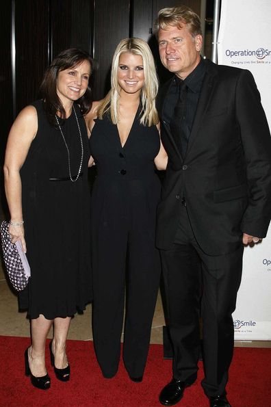Joe Simpson, Jessica Simpson and Tina Simpson arrives at Operation Smile's 8th Annual Smile Gala at The Beverly Hilton Hotel on October 2, 2009.