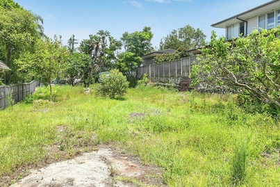 Patch of weedy grass in Sydney's Mosman sells for $8 million