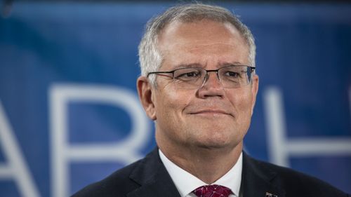 Prime Minister Scott Morrison vists the South Windsor RSL, to meet the party faithfuls and support Sarah  Richards the Liberal candidate for Macquarie, Windsor, Sydney, 20 December 2021. Photo Jessica Hromas