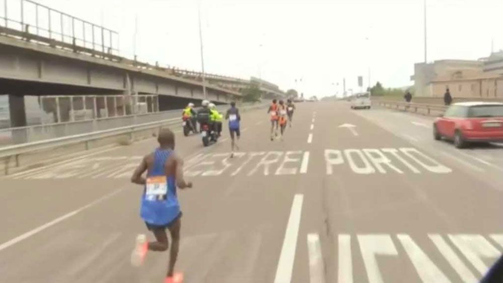 Venice Marathon won in farcical scenes after six runners take wrong turn