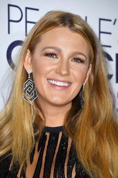 Blake Lively, People's Choice Awards, red carpet, event