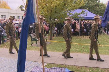A Victorian community has rallied behind local veterans a week after their RSL club was destroyed by fire. A record number turned out to this morning&#x27;s service to show their support and help raise funds to rebuild. Diggers who lost their meeting place in the heart of Gisborne were bolstered by a crowd of thousands this morning.