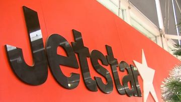 Over 700 Jetstar pilots refuse to fly
