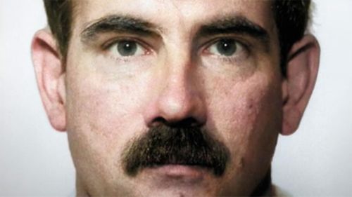 Frank Eugene Corder, Beyaz Saray'ın bahçesine uçakla çakıldı.