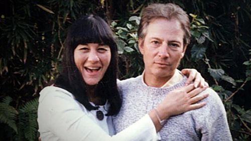 Robert Durst et Susan Berman, la fille d'un gangster de Las Vegas qui a été retrouvée face contre terre dans une piscine de LA.