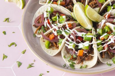 Maple pulled pork tacos