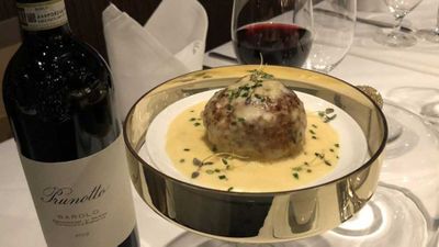Restaurant charges $100 ($127 AU) for single meatball&nbsp;