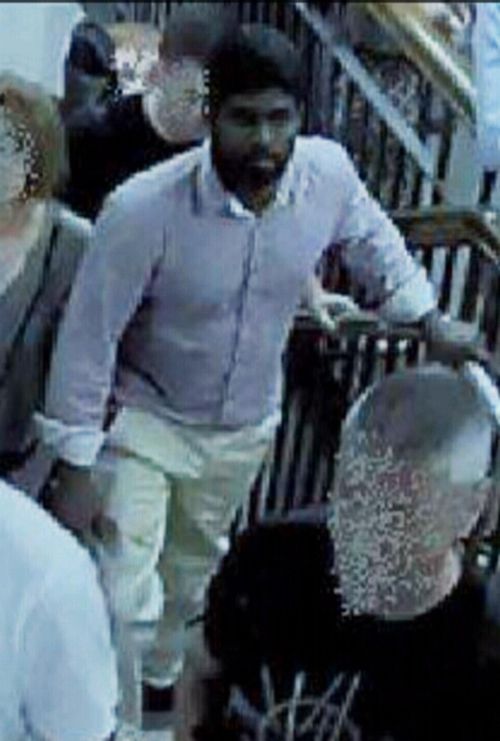 Police hope releasing images of the man will lead to an arrest. (NSW Police)