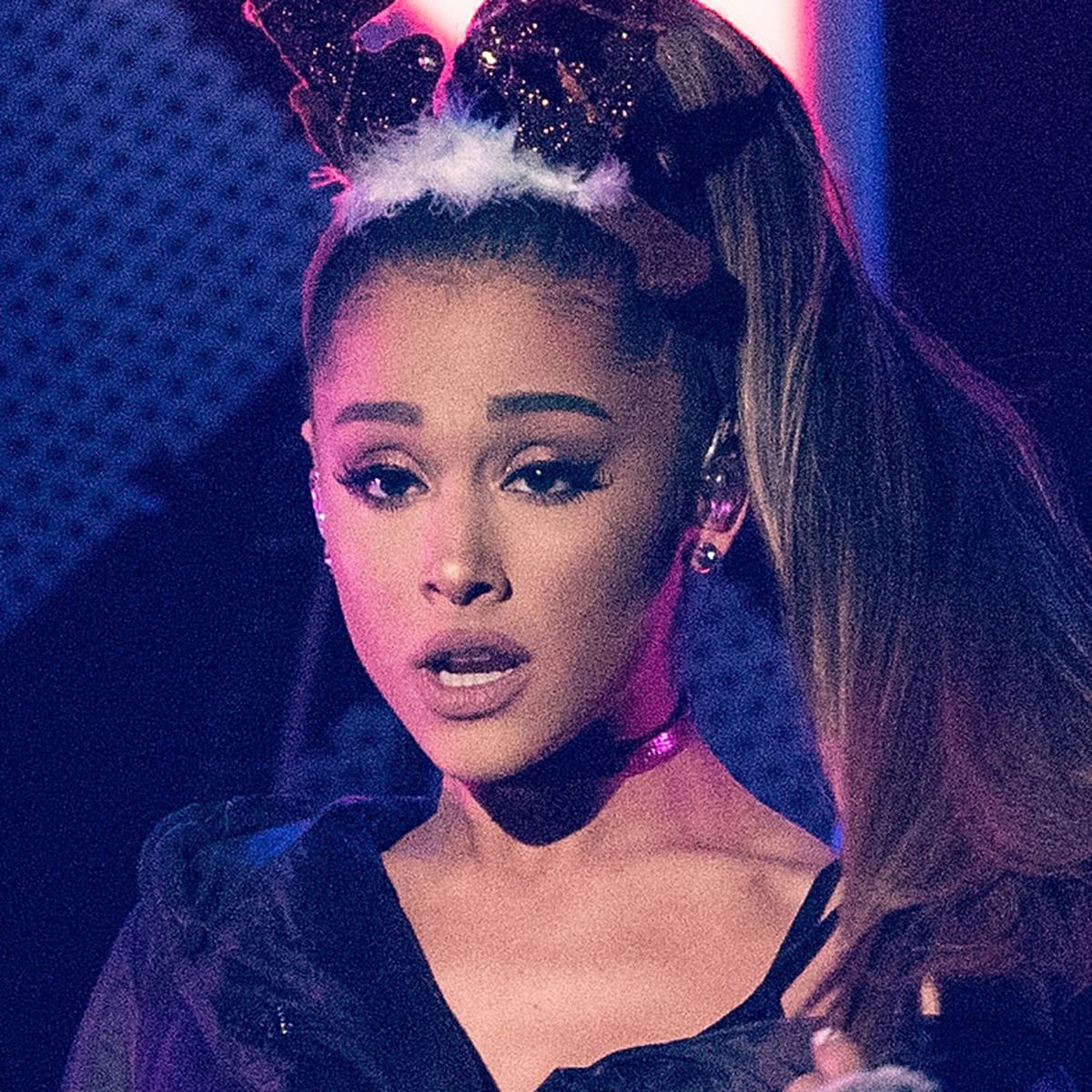 1200px x 1200px - Ariana Grande scolds and schools male fan after XXX comment: 'I am not a  piece of meat' - 9Celebrity