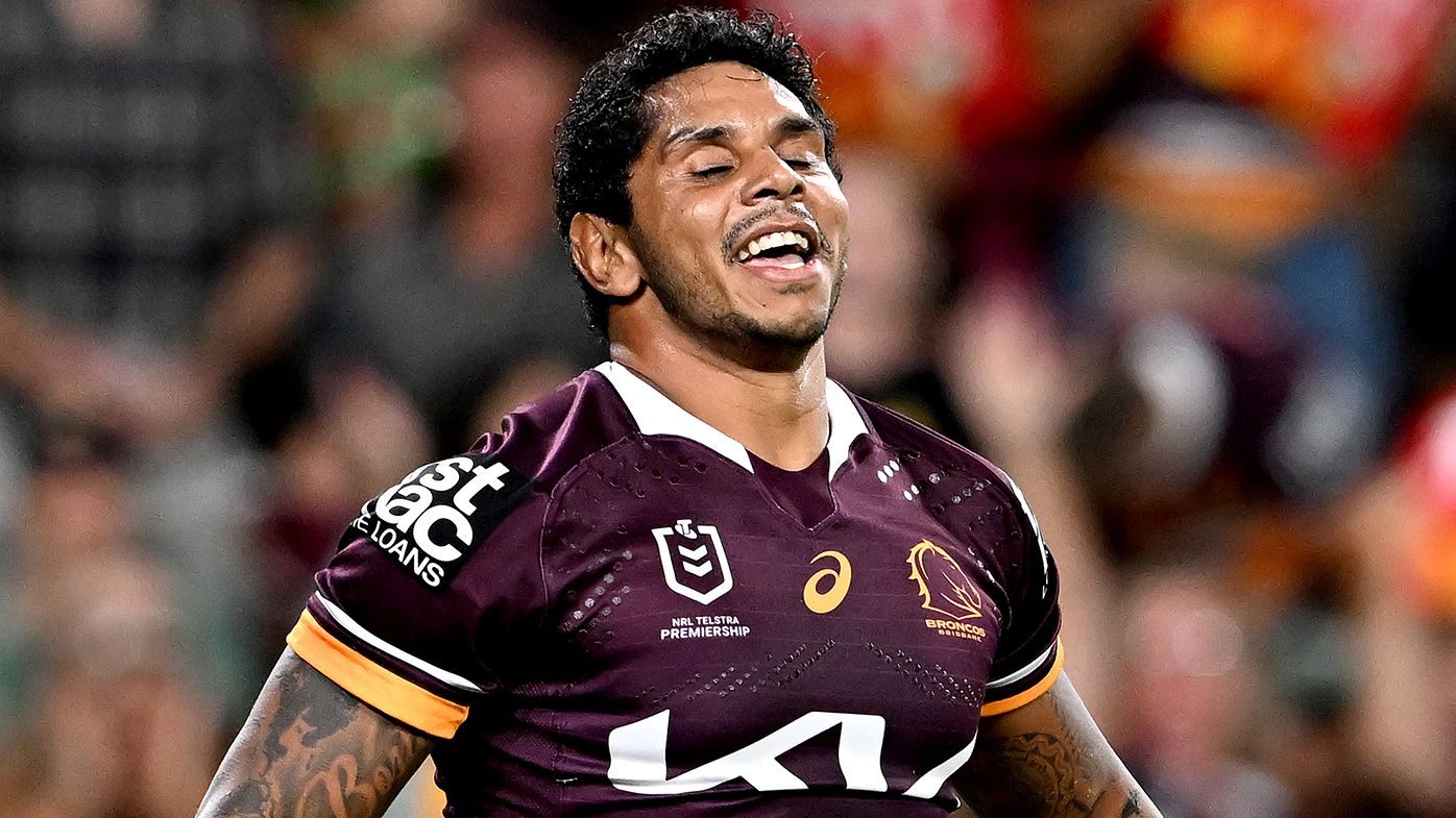 EXCLUSIVE: Broncos playmaker Albert Kelly is the fittest he's been in a long time, Darren Lockyer says