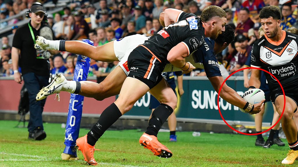 Cowboys vs Tigers: Tom Dearden and Scott Drinkwater star as North Queensland  claim historic win