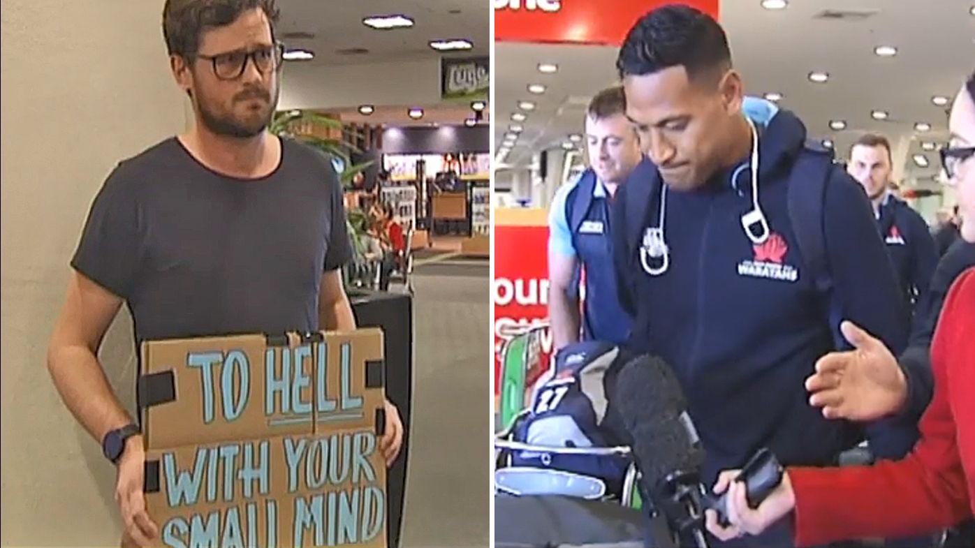 Israel Folau and NSW Waratahs met by protest at Christchurch Airport
