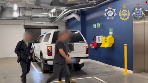 Nove homens acusados ​​de suposto envolvimento na importação de drogas de várias toneladas para Victoria